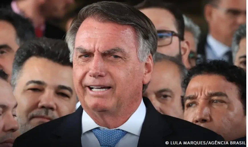 Bolsonaro nega ter descumprido proibição de uso de redes sociais