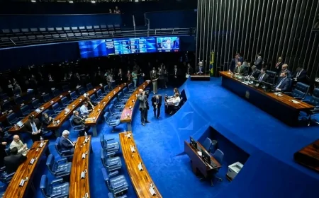 Senado aprova isenção do IR para quem ganha até dois salários mínimos