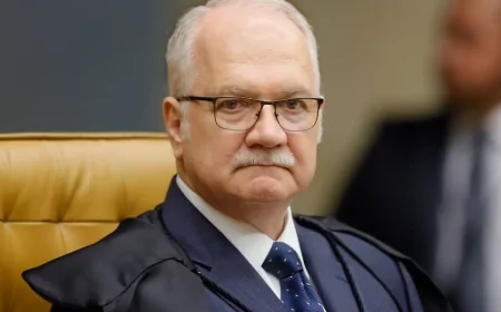 Edson Fachin é eleito presidente do STF