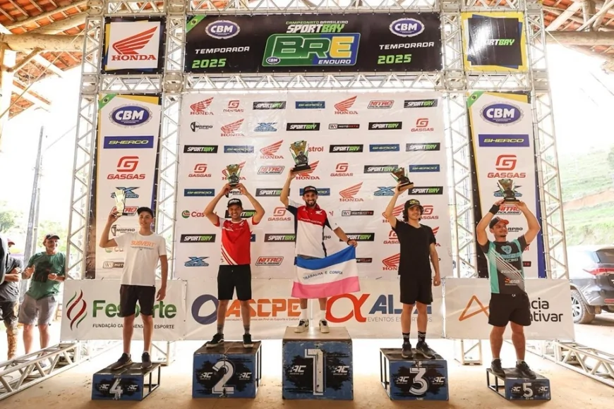 Capixaba domina enduro em SC e conquista ouro e bronze em Campeonato Brasileiro