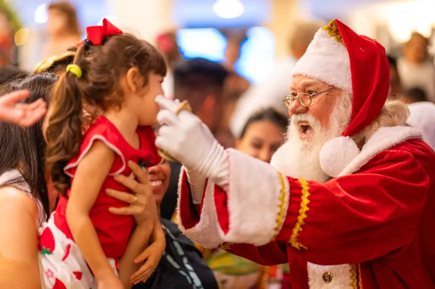 A magia do Natal toma conta dos shoppings da Grande Vitória com espetáculos, decoração interativa e inclusão