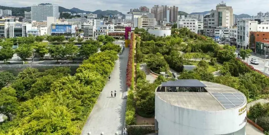 Conferência “Cidades 20-30” reúne especialistas na UVV para debater o futuro urbano do Brasil